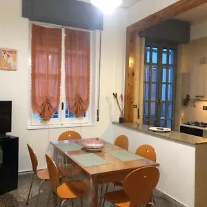 Tarumbo Intero 120 Mq Apartament